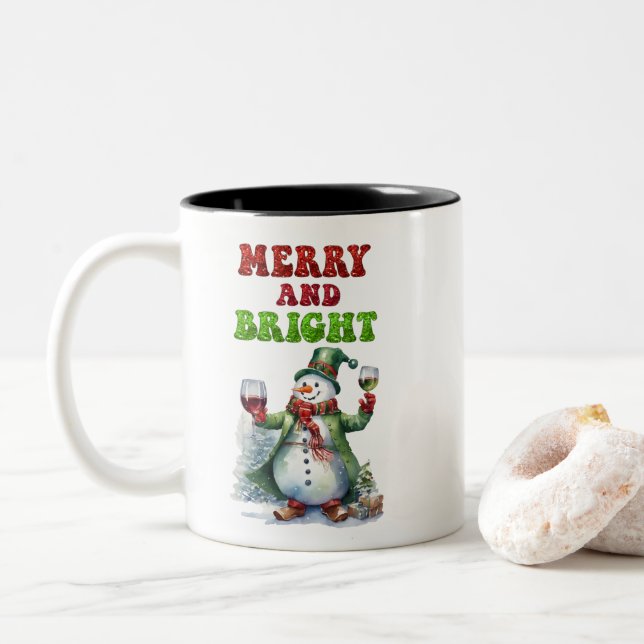 Caneca De Café Em Dois Tons Feliz e Bright Snowman (Com Donut)