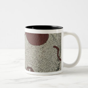 Caneca De Café Em Dois Tons Figura masculina com o sol