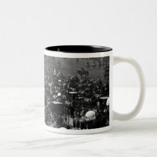 Caneca De Café Em Dois Tons Fileira podre em Hyde Park, Londres, c.1890
