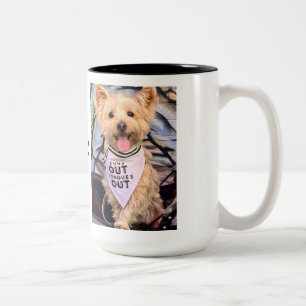 Caneca De Café Em Dois Tons Finley J. Morkie "Suns fora, língua fora" Mug