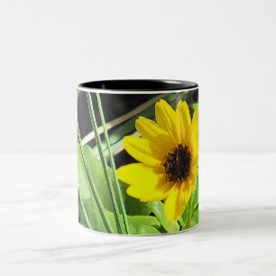 Caneca De Café Em Dois Tons Flor Amarelo