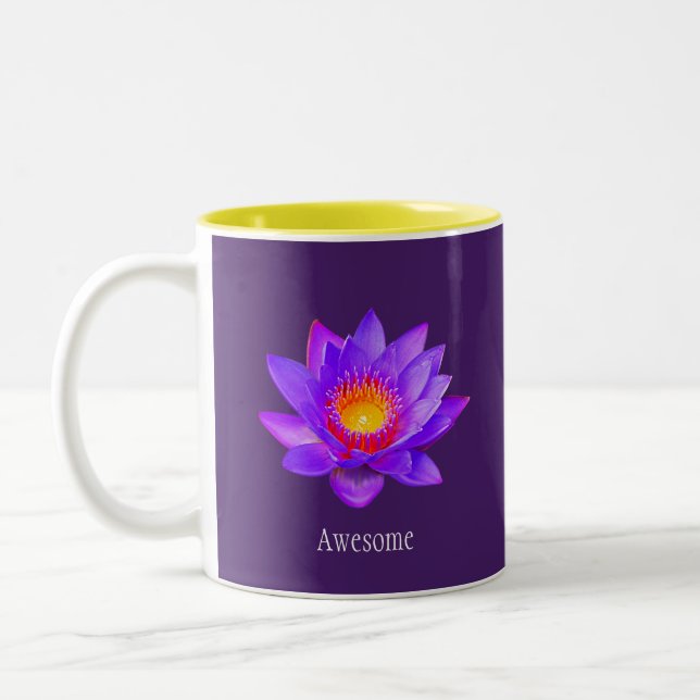 Caneca De Café Em Dois Tons Flor de Lótus Violeta em Roxo Real (Esquerda)