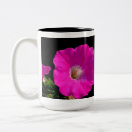 Caneca De Café Em Dois Tons flor de petúnia rosa