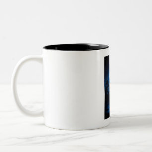 Caneca De Café Em Dois Tons Floresta Celestial Iluminada pela Lua Estética