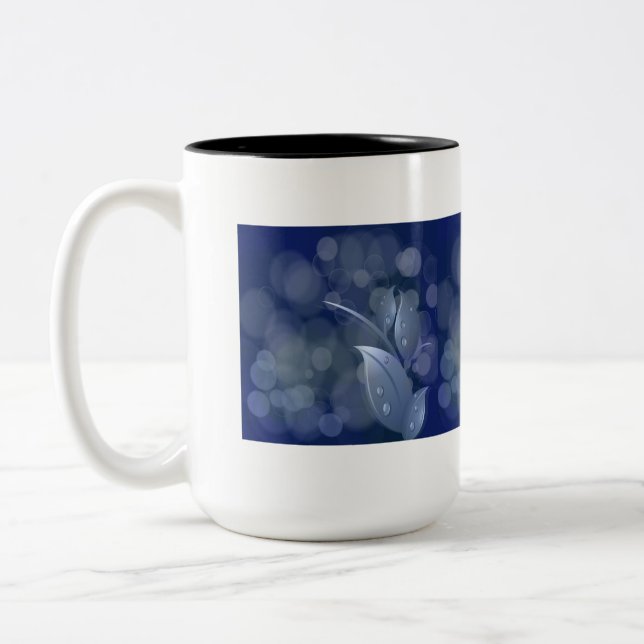 Caneca De Café Em Dois Tons Folhas de Bokeh Azul (Esquerda)