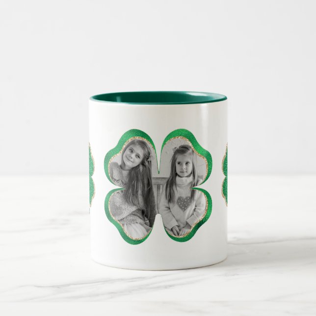 Caneca De Café Em Dois Tons Foto de Trevo com Brilho Verde e Dourado (Centro)