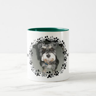 Caneca De Café Em Dois Tons Foto do Schnauzer diminuto