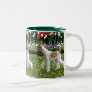 Caneca De Café Em Dois Tons Fox Terrier e flores do fio