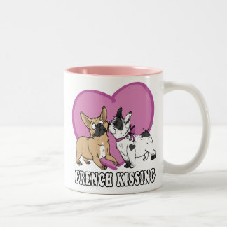 Caneca De Café Em Dois Tons Francês (Bulldog) Beijando