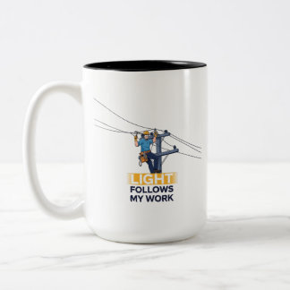 Caneca De Café Em Dois Tons Funny Electrician Utility Worker Gift