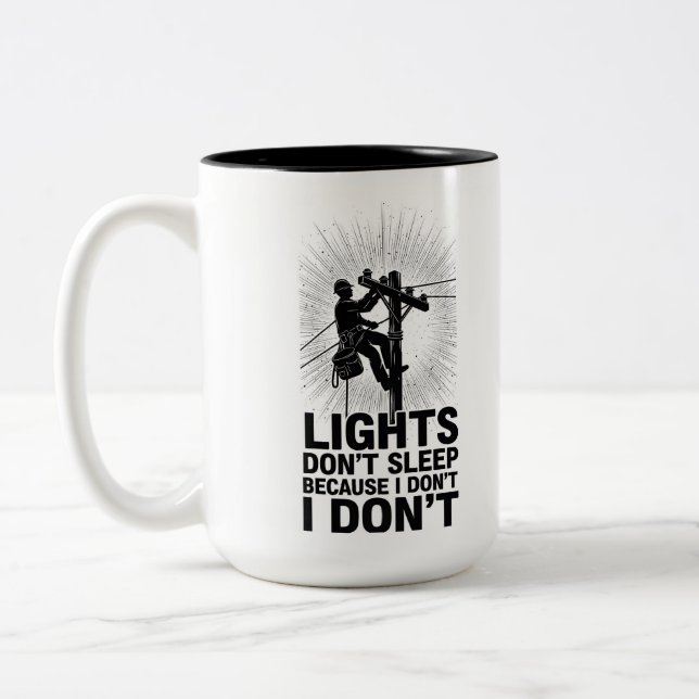 Caneca De Café Em Dois Tons Funny Lineman Work Quote Lineman Night Shift (Esquerda)