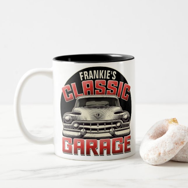 Caneca De Café Em Dois Tons Garagem de Carros Clássicos Personalizados com NOM (Com Donut)