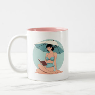 Caneca De Café Em Dois Tons Garota de Biquíni Brisa de Verão – Vibrações Retrô
