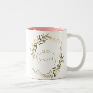 Caneca De Café Em Dois Tons Geométrica Dourada Greenery Cai Sra. Newlywn Bride