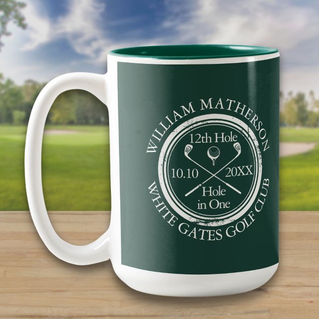 Caneca De Café Em Dois Tons Golf Hole em Um Personalizado Verde Esmeralda (Golf Hole in One Emerald Green Custom Two-Tone Coffee Mug)