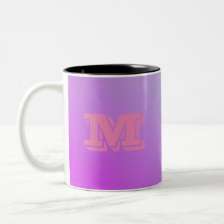 Caneca De Café Em Dois Tons Gradiente inicial roxo personalizável