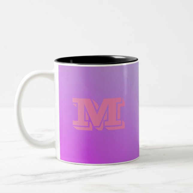 Caneca De Café Em Dois Tons Gradiente inicial roxo personalizável (Esquerda)