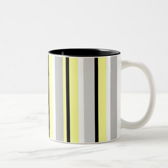 Caneca De Café Em Dois Tons Grey and Yellow Stylish Striped (Direita)