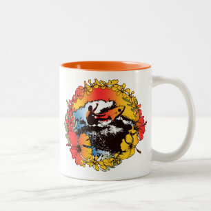 Caneca De Café Em Dois Tons Groovy Hawaiian Surfer 1960 - Gráfico Retroativo
