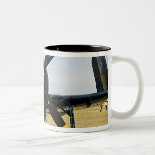 Caneca De Café Em Dois Tons Grumman F8F Bearcat caça embarcado da Marinha em