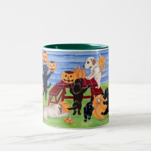 Caneca De Café Em Dois Tons Halloween Labradores! (Centro)