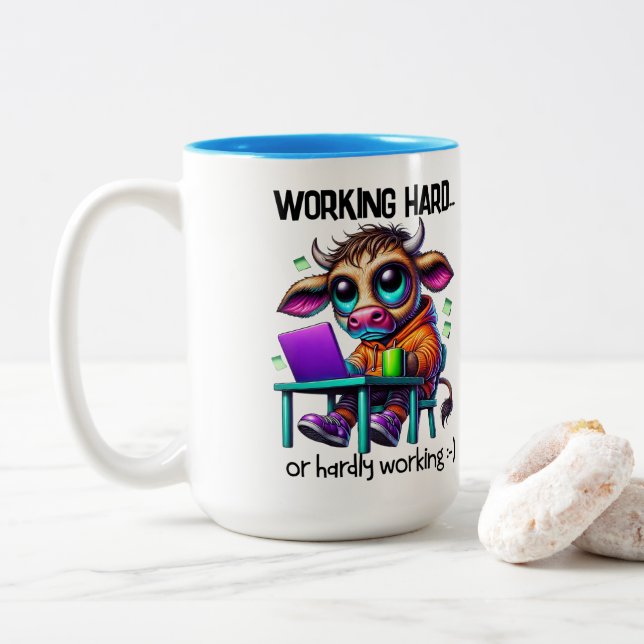 Caneca De Café Em Dois Tons Hardly Working  (Com Donut)