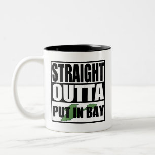 Caneca De Café Em Dois Tons Hetero De Saída Colocada No Compartimento