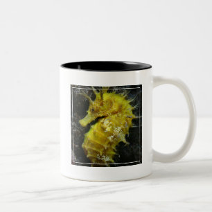 Caneca De Café Em Dois Tons Hipocampo amarelo Guttulatus do cavalo marinho