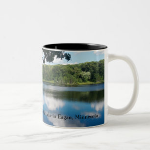 Caneca De Café Em Dois Tons Holland Lake Scenic em Eagan