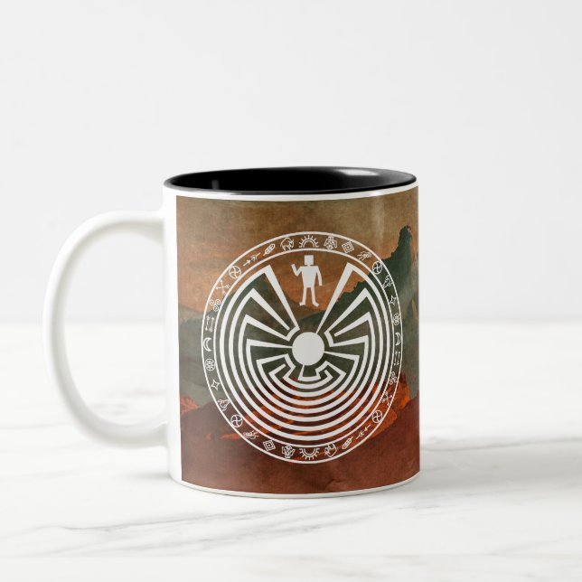 Caneca De Café Em Dois Tons Homem no Maze (Esquerda)