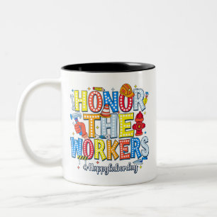 Caneca De Café Em Dois Tons Honra aos trabalhadores Feliz Dia do Trabalho