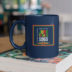 Caneca De Café Em Dois Tons Honrando 18 de junho de 1865 - Celebrando a Liberd