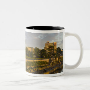 Caneca De Café Em Dois Tons Hotel Empress e orla marítima do Inner Harbour,