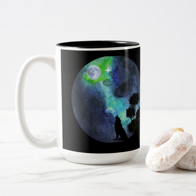 Caneca De Café Em Dois Tons Howling Wolf Moonlight–Mystical Forest Night Water (Com Donut)