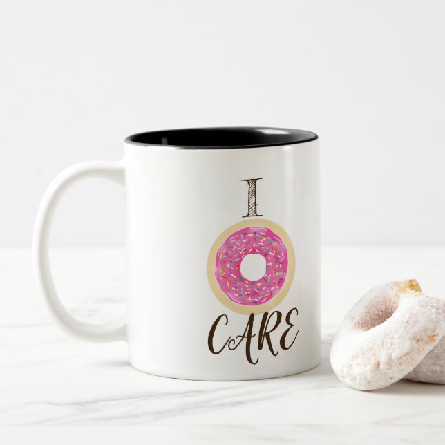Caneca De Café Em Dois Tons I ROSQUINHA CUIDADO Pink Sprinkle Chic Modern (Com Donut)