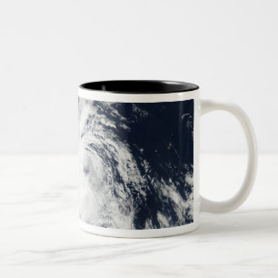 Caneca De Café Em Dois Tons Ideia satélite da depressão tropical Blas