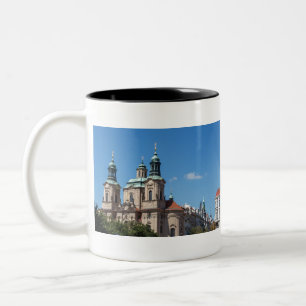 Caneca De Café Em Dois Tons Igreja de santo Nicolas em Praga