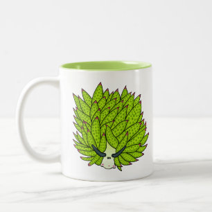 Caneca De Café Em Dois Tons Ilustração de desenho animado com lesma de folha
