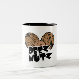 Caneca De Café Em Dois Tons Ilustração engraçada de Deez Nutz
