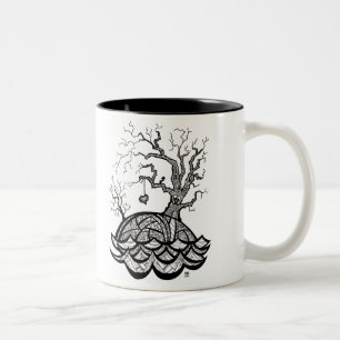 Caneca De Café Em Dois Tons Ilustração intrincada da árvore do coração do