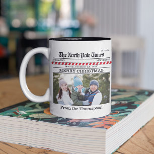 Caneca De Café Em Dois Tons Impressão do Jornal Whimsical de Foto Grafo de Nat