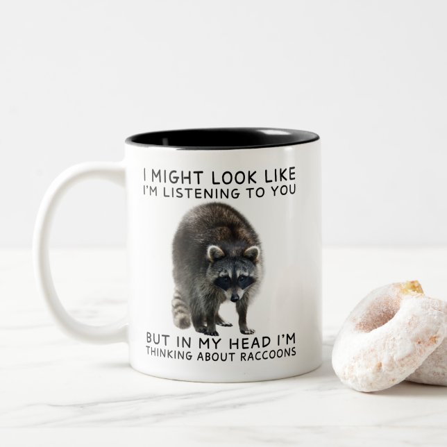 Caneca De Café Em Dois Tons In My Head I'm Thinking About Raccoons Funny (Com Donut)