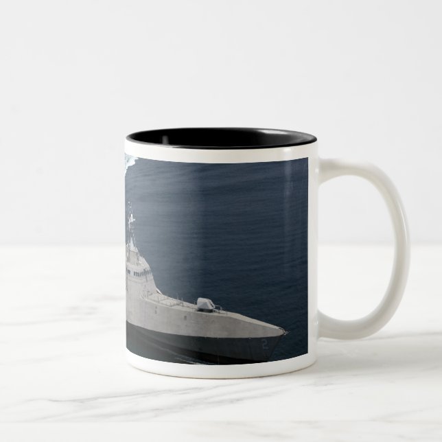Caneca De Café Em Dois Tons Independência do navio de combate no Golfo do Méxi (Direita)