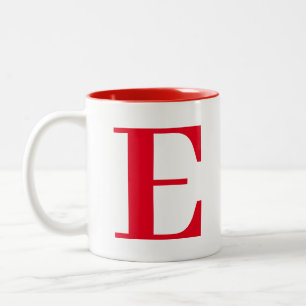 Caneca De Café Em Dois Tons Iniciais de Monograma Vermelho Moderno Na moda Per