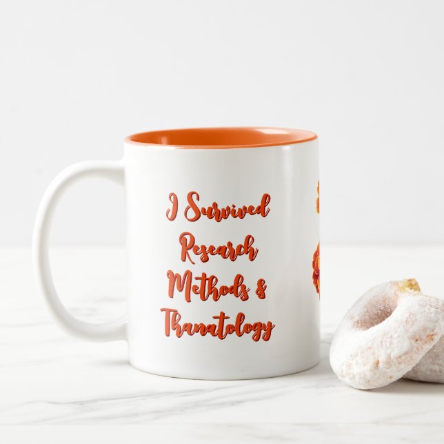 Caneca De Café Em Dois Tons Investigação (Com Donut)