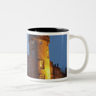 Caneca De Café Em Dois Tons Irlanda, o Castelo de Dromoland iluminado ao entar