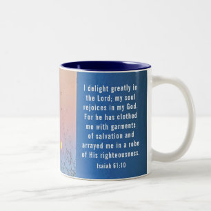 Caneca De Café Em Dois Tons Isaiah 61:10 Eu me deleito muito na Bíblia do Senh