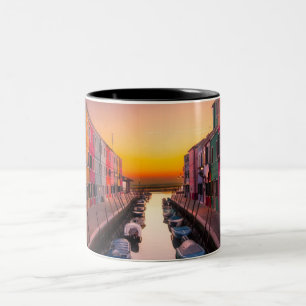 Caneca De Café Em Dois Tons Itália Cityscape      