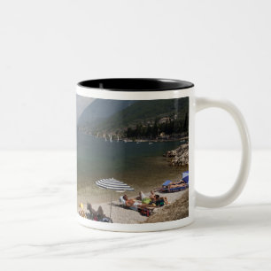 Caneca De Café Em Dois Tons Itália, Província de Verona, Brenzone. Lago Gard