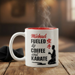 Caneca De Café Em Dois Tons Karate - alimentado por café e karate.